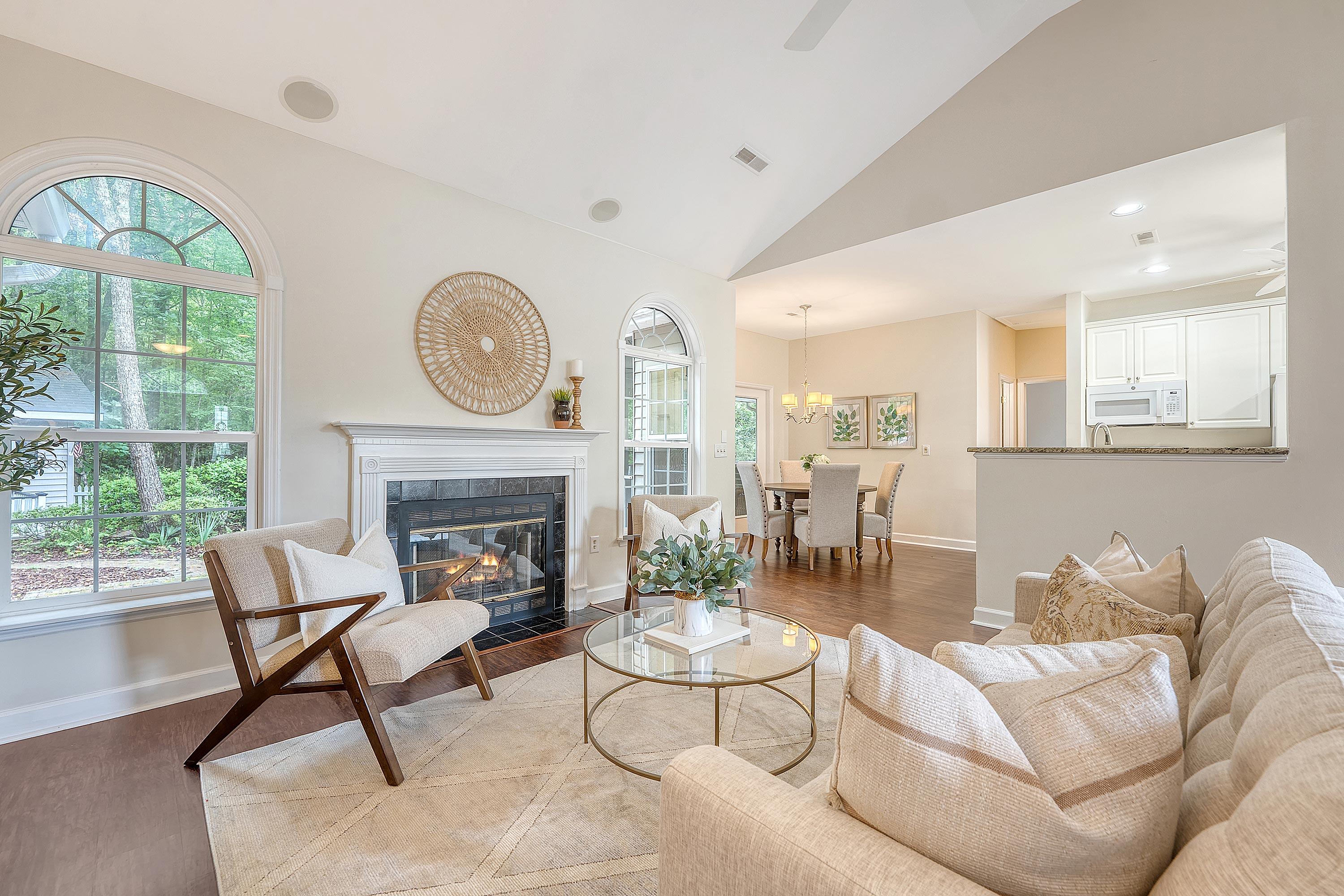 1148 Black Rush Circle