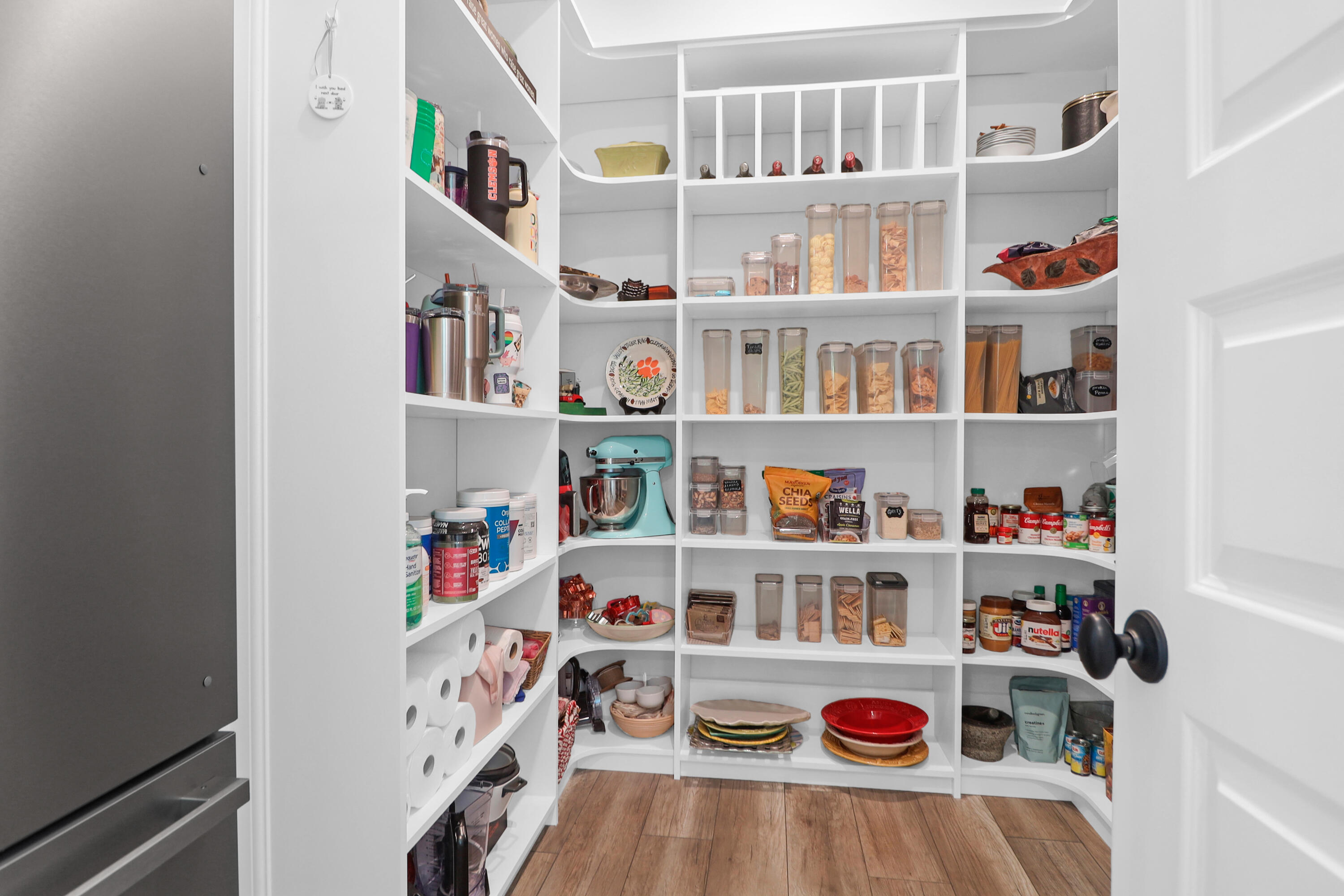 Mount Pleasant, South Carolina 29466, United States, 5 Bedrooms Bedrooms, ,5 BathroomsBathrooms,Residential,Contingent,126183