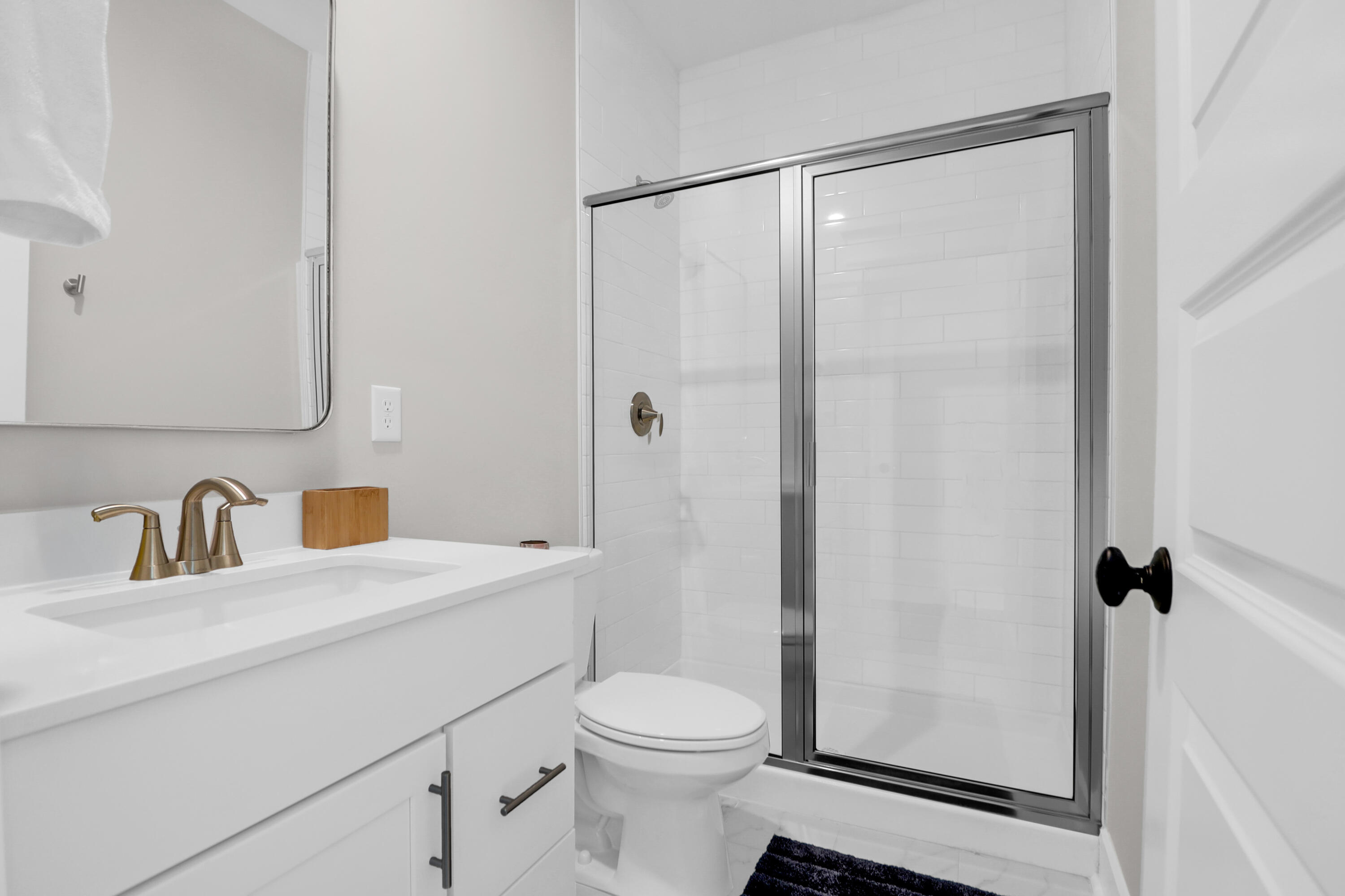 Mount Pleasant, South Carolina 29466, United States, 5 Bedrooms Bedrooms, ,5 BathroomsBathrooms,Residential,Contingent,126183