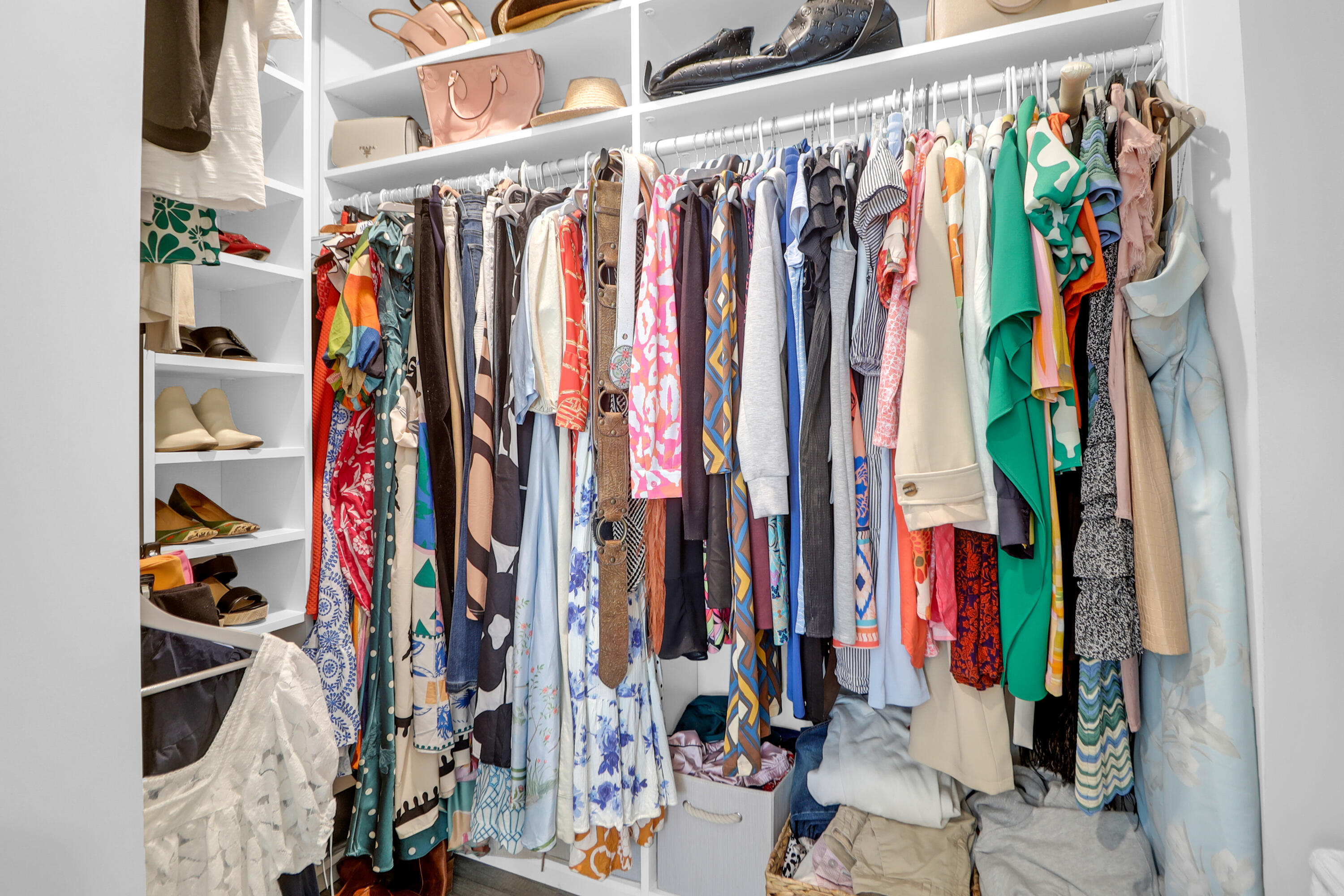 Mount Pleasant, South Carolina 29466, United States, 5 Bedrooms Bedrooms, ,5 BathroomsBathrooms,Residential,Contingent,126183