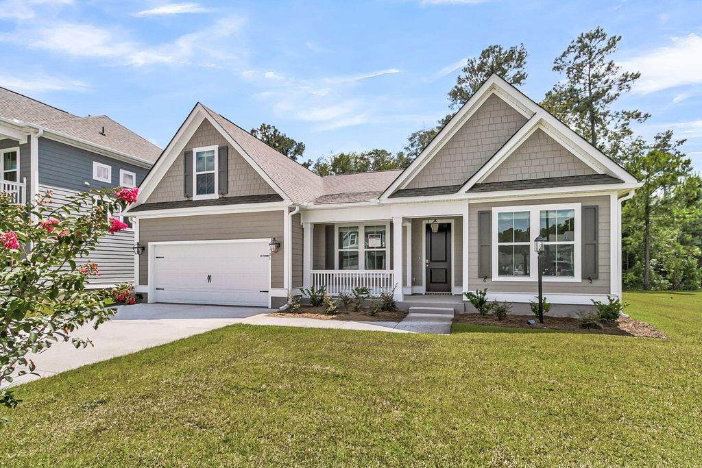 Photo of 734 Maynard Lane, Summerville, SC 29486 (MLS # 26013729)
