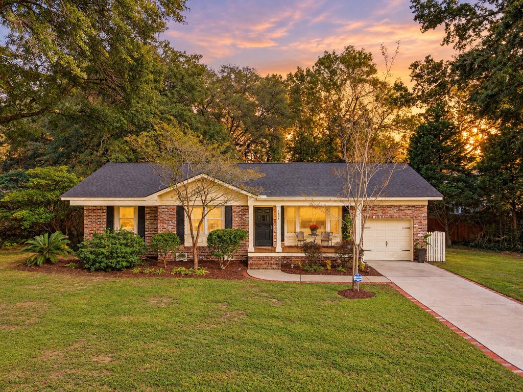 Photo of 1551 Salisbury Street, Charleston, SC 29407 (MLS # 26028314)