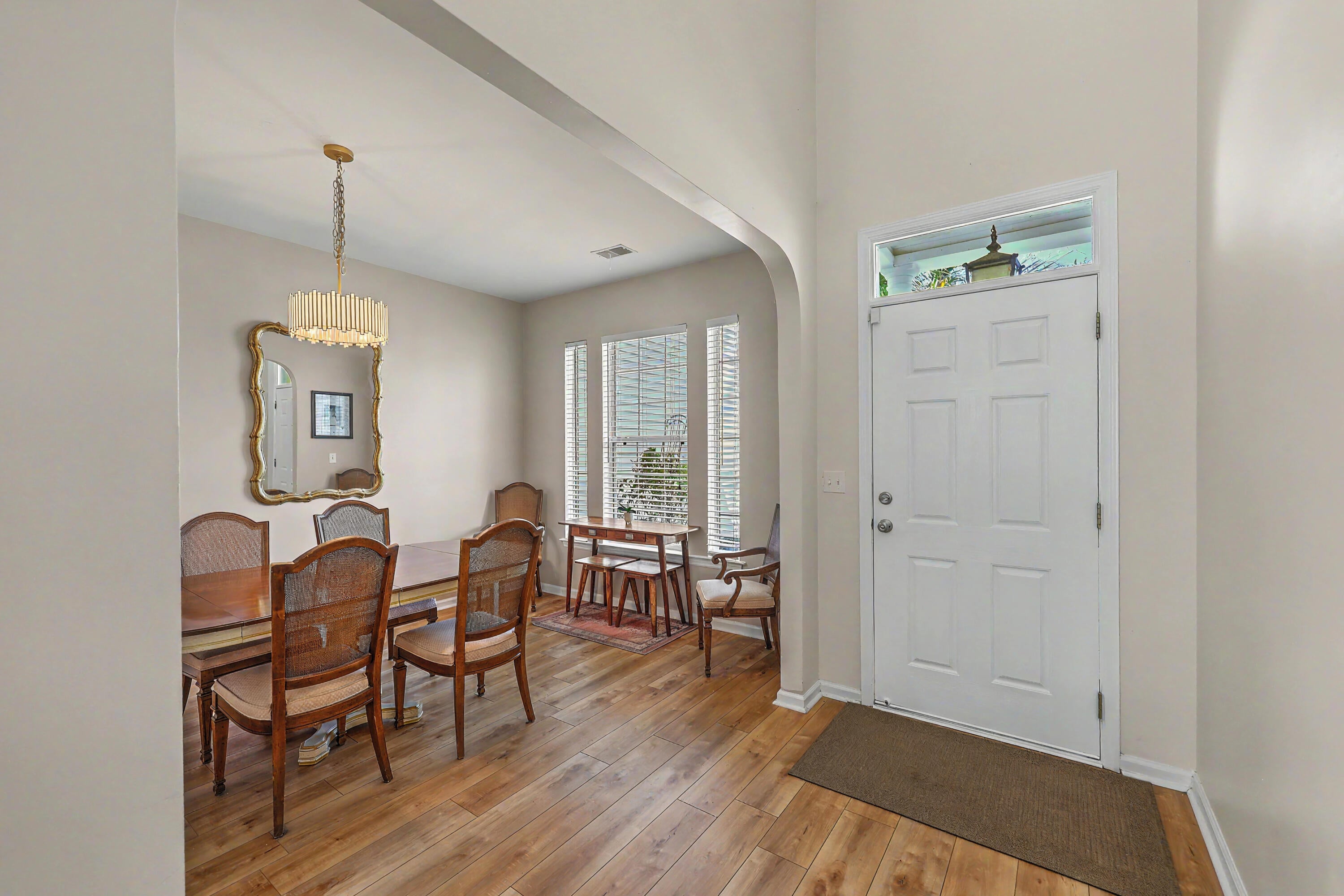 1441 Crossbill Trail