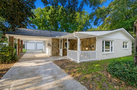 Photo of 1406 Rainbow Road, Charleston, SC 29412 (MLS # 26022100)