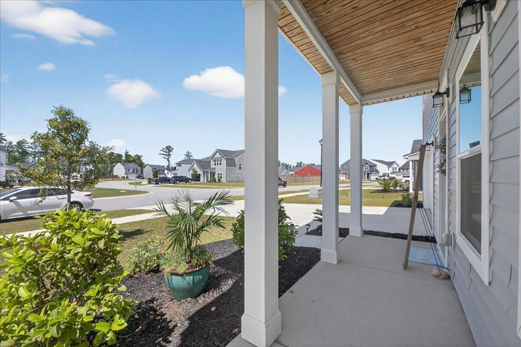 Photo of 447 Navona Drive, Summerville, SC 29486 (MLS # 26009563)