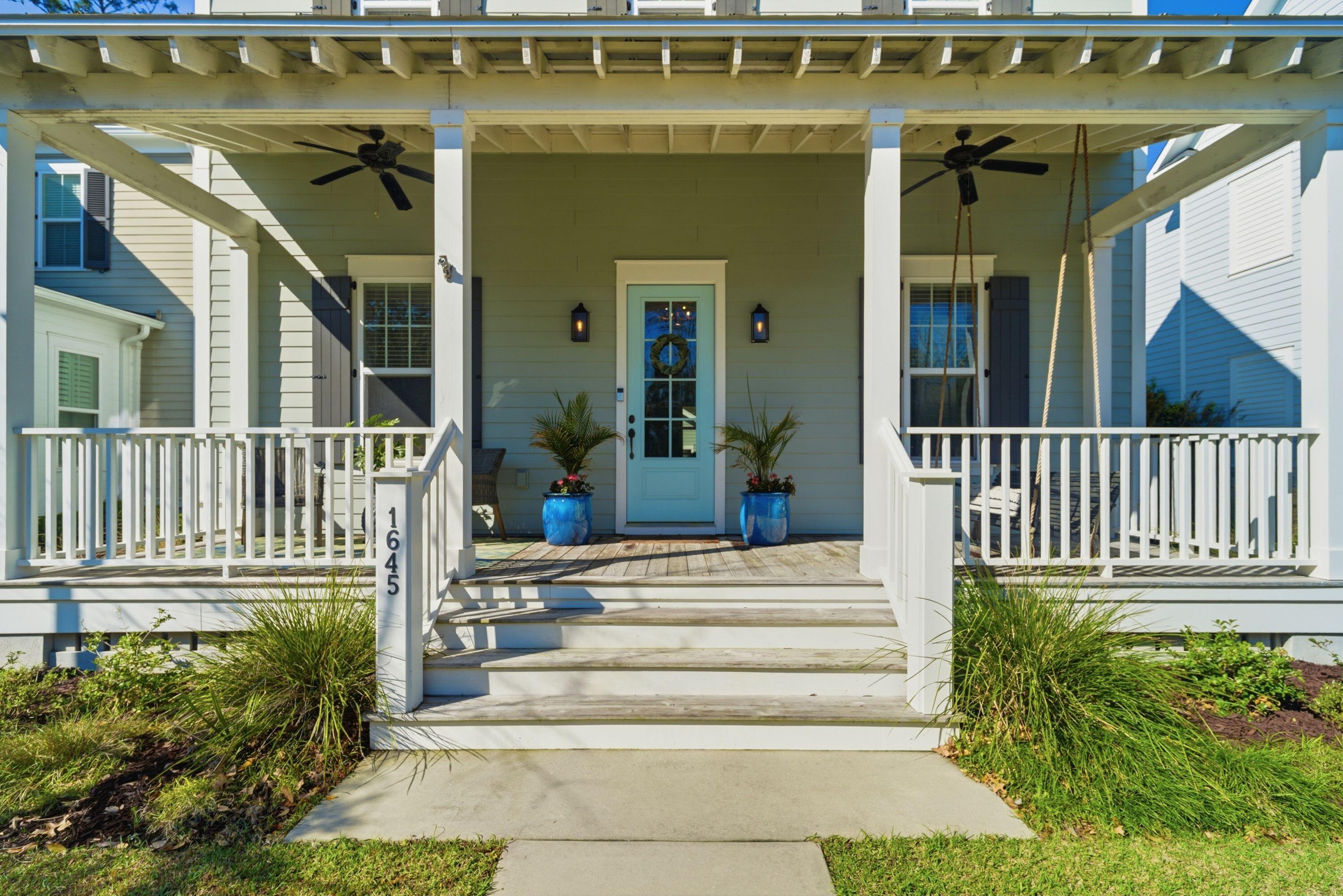 1645 Banning Street