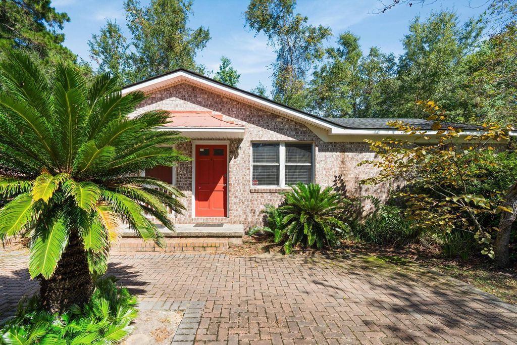 Photo of 1536 Inland Avenue #C, Charleston, SC 29412 (MLS # 25028569)