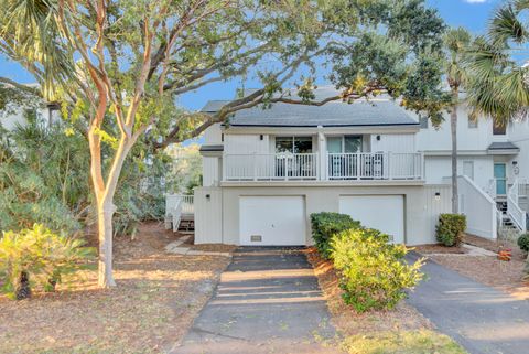 32 Back Court Isle of Palms SC 29451