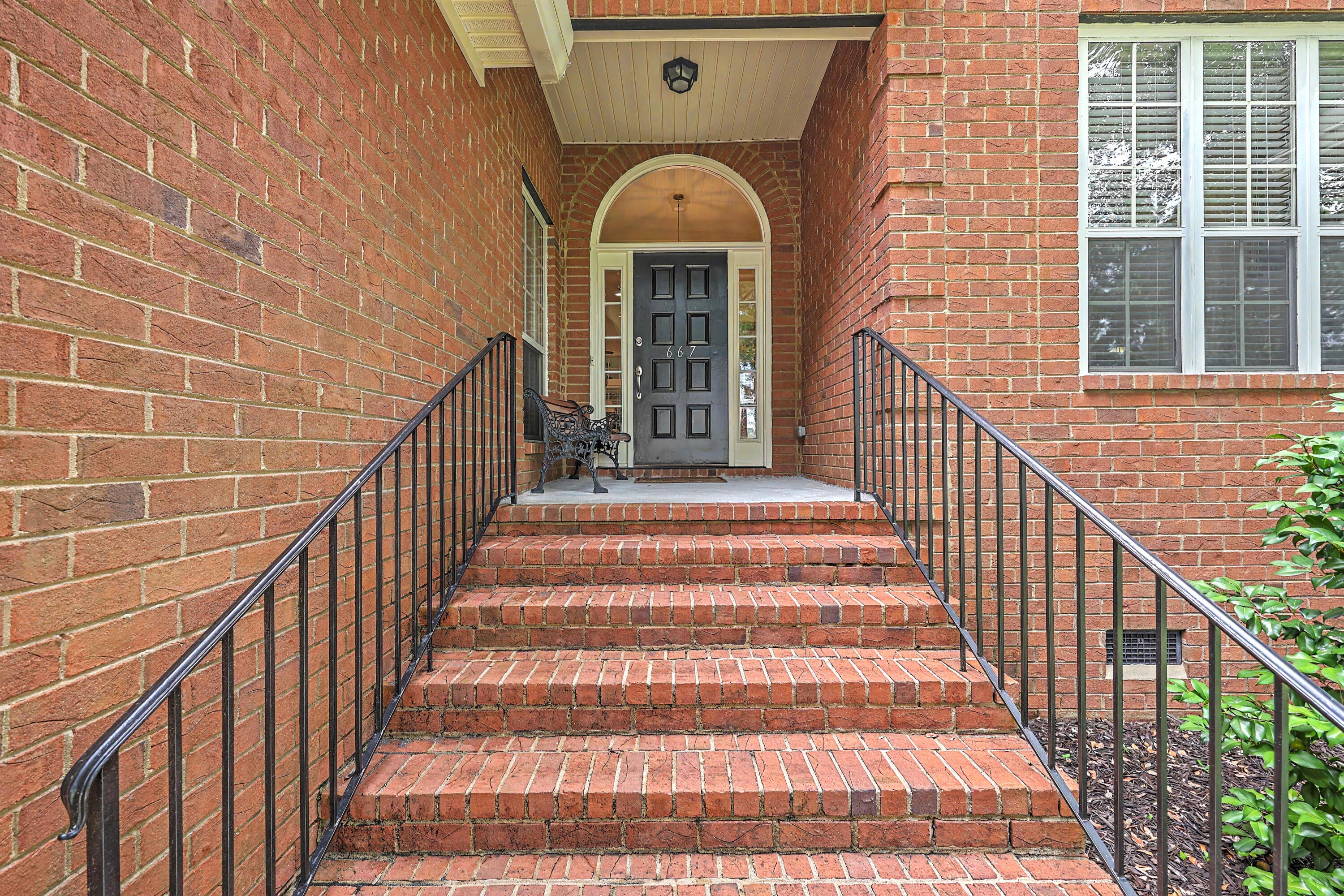 667 Fisherman'S Bend