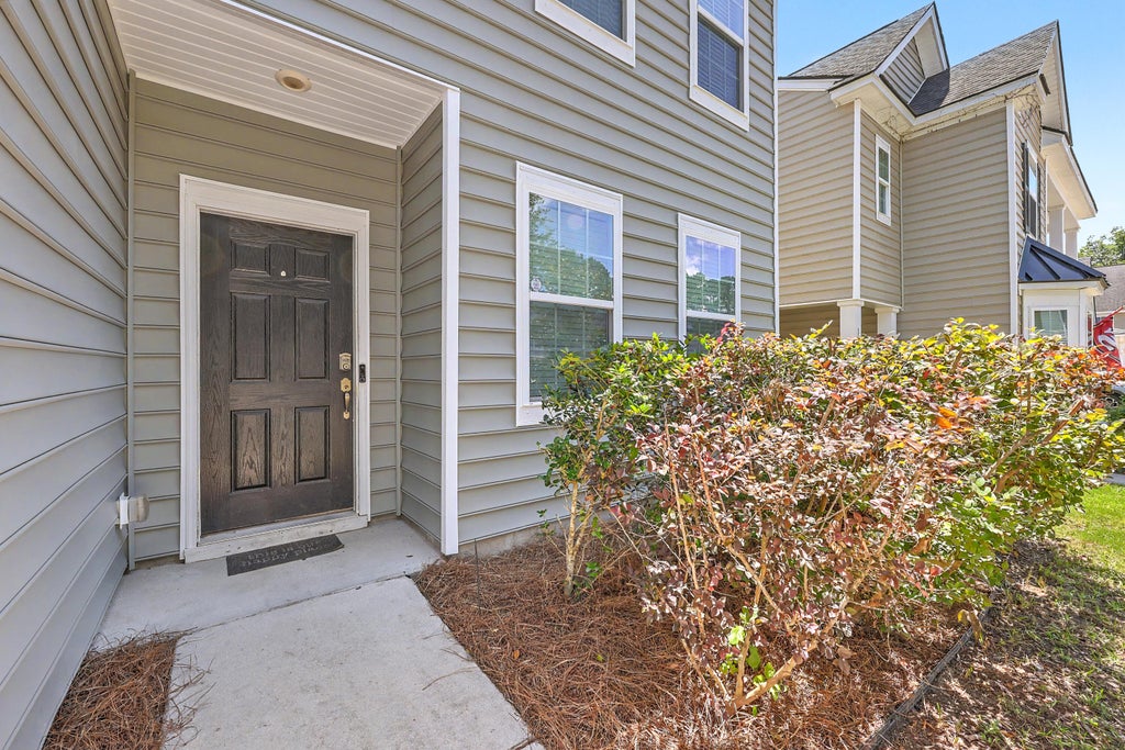 Photo of 163 Emerald Isle Drive, Moncks Corner, SC 29461 (MLS # 26018400)