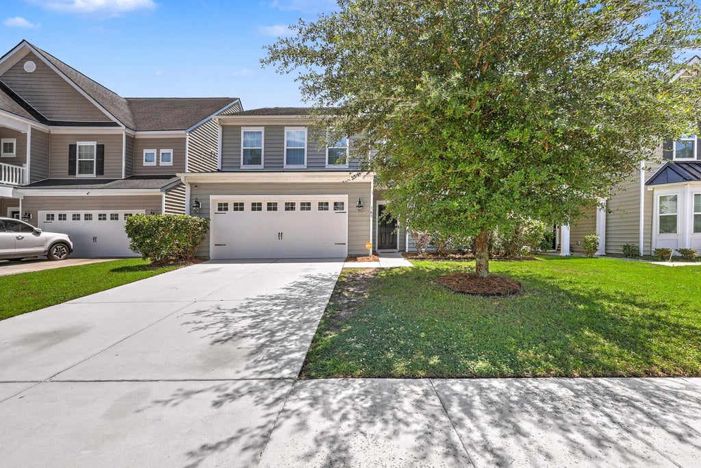 Photo of 163 Emerald Isle Drive, Moncks Corner, SC 29461 (MLS # 26018400)