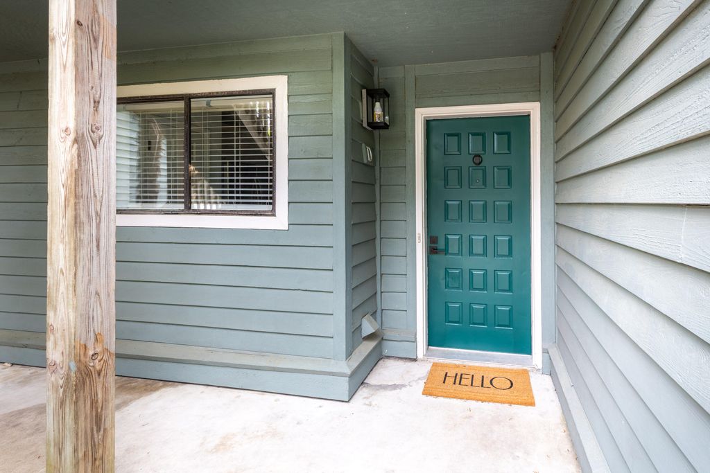 Photo of 1141 Shadow Lake Circle #D, Mount Pleasant, SC 29464 (MLS # 26011707)