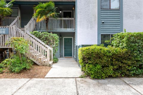 Photo of 1141 Shadow Lake Circle #D, Mount Pleasant, SC 29464 (MLS # 26011707)