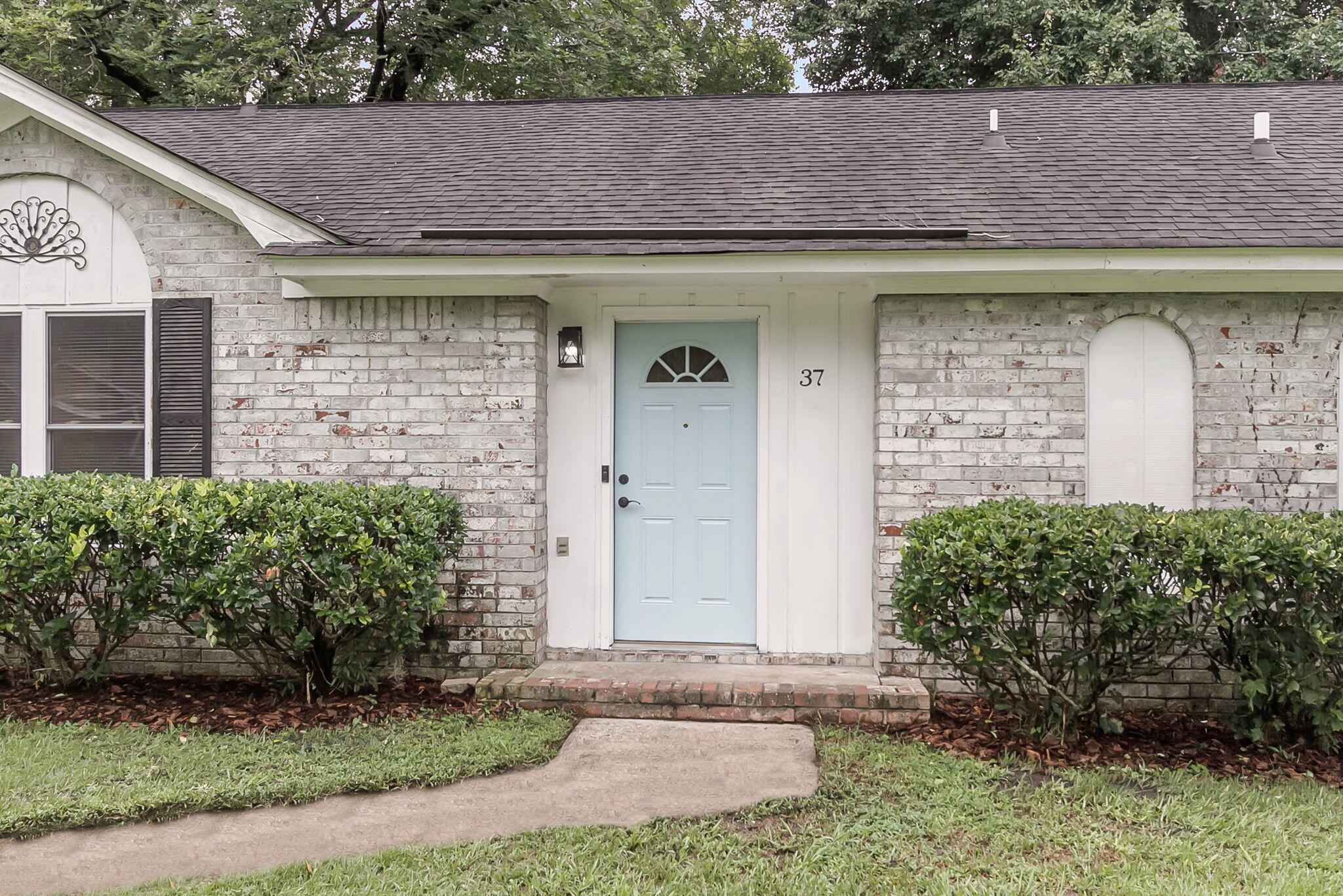 37 Delaware Road