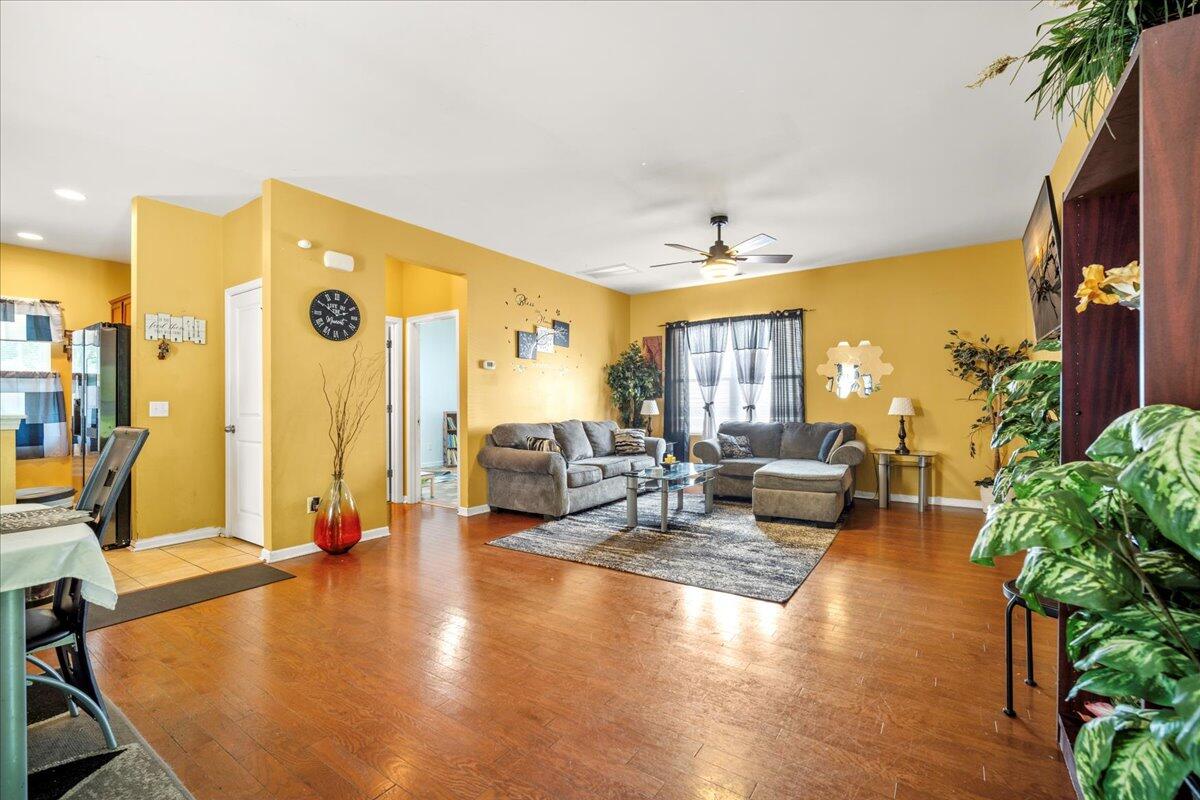 9759 Seed Street