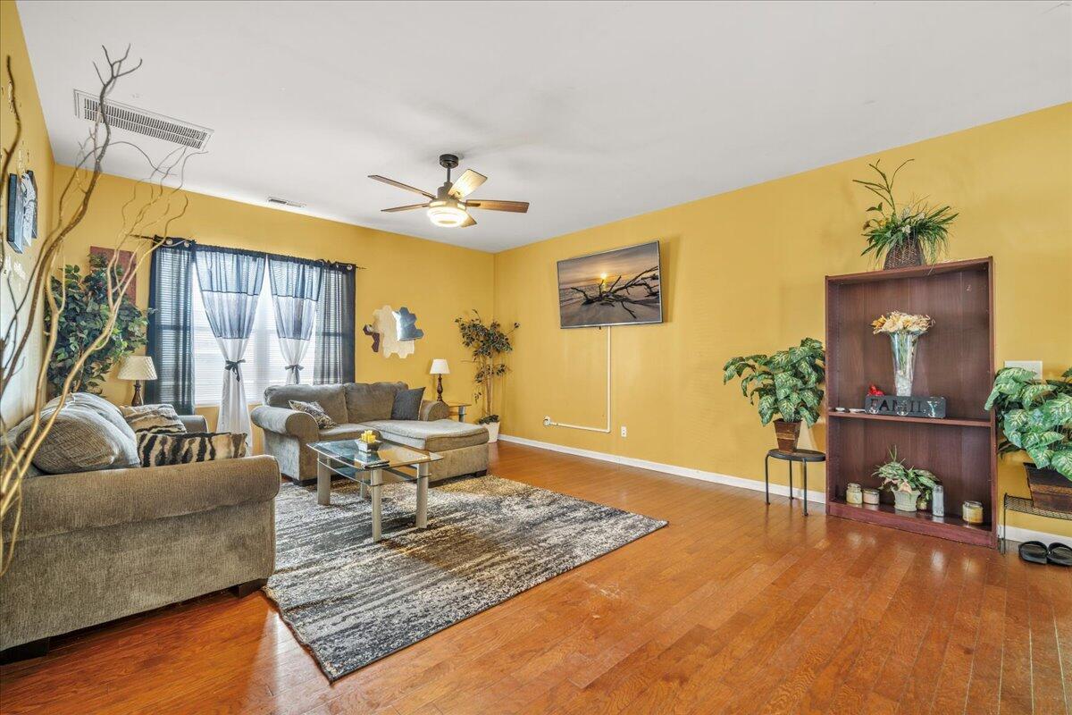9759 Seed Street