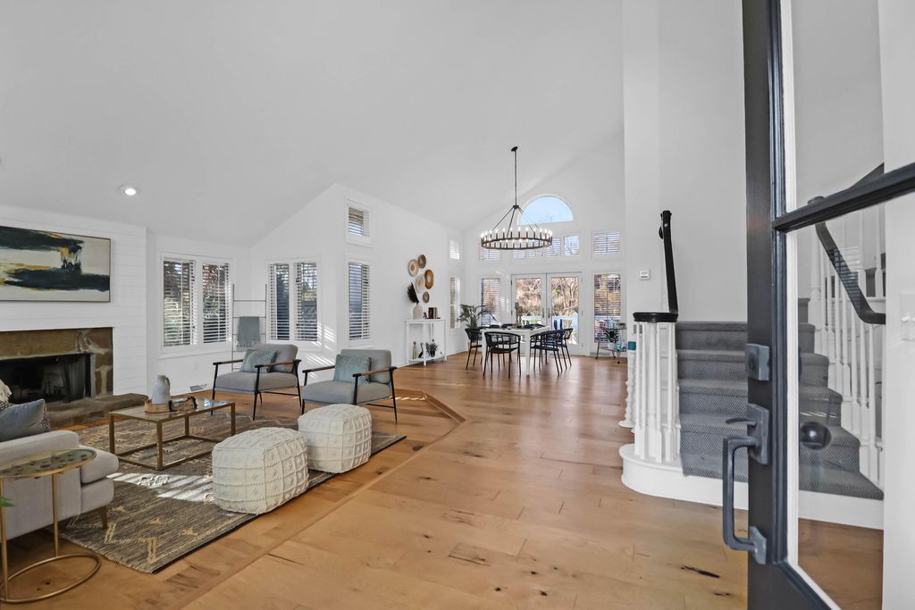 Photo of 1784 Omni Boulevard, Mount Pleasant, SC 29466 (MLS # 25018500)