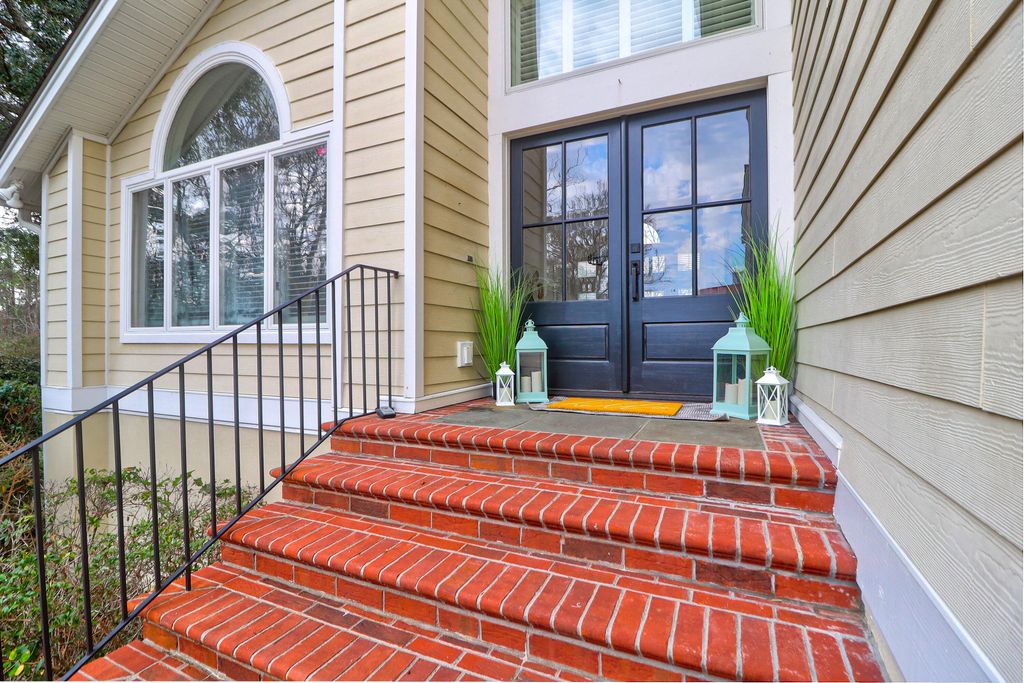 Photo of 1784 Omni Boulevard, Mount Pleasant, SC 29466 (MLS # 25018500)