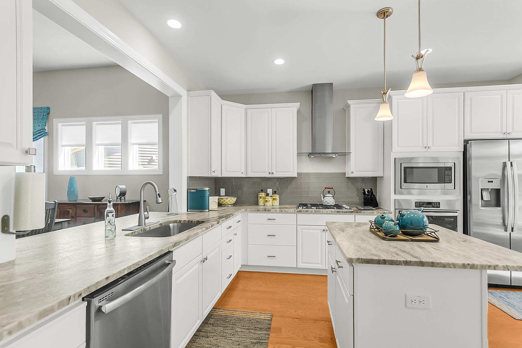 3121 Cross Vine Lane