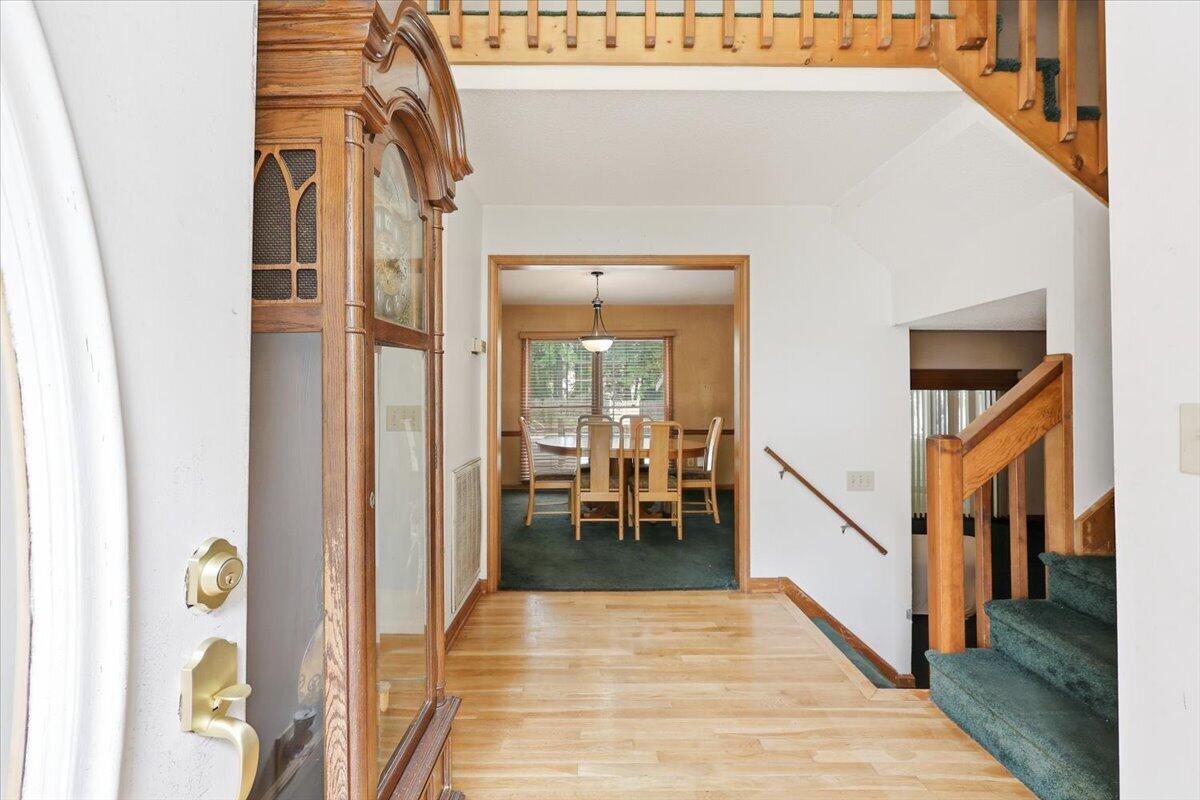 117 Queensbury Circle