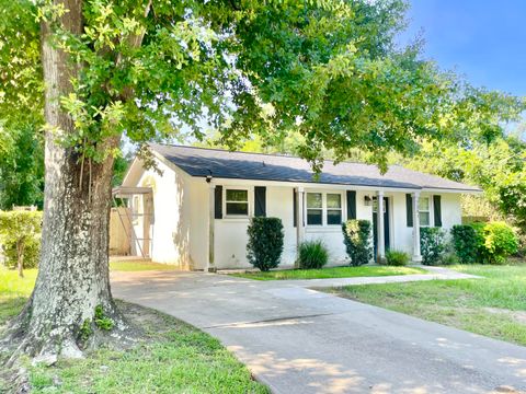 Photo of 1341 Wallerton Avenue, Charleston, SC 29407 (MLS # 25018990)
