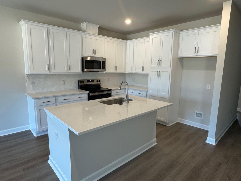 Photo of 5051 Blackberry Lane Lane, Ravenel, SC 29470 (MLS # 26008049)