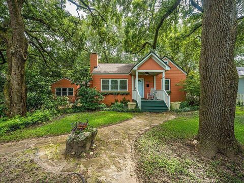 Photo of 2103 Westrivers Road, Charleston, SC 29412 (MLS # 26000721)