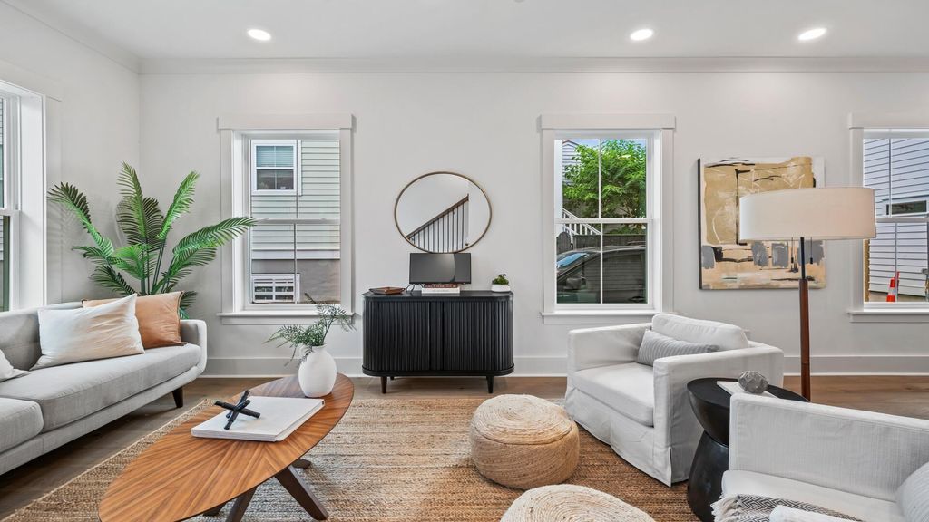 Photo of 33 Nats Court, Charleston, SC 29403 (MLS # 25030216)