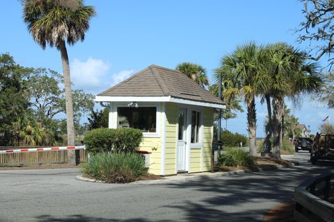 A home in Edisto Beach