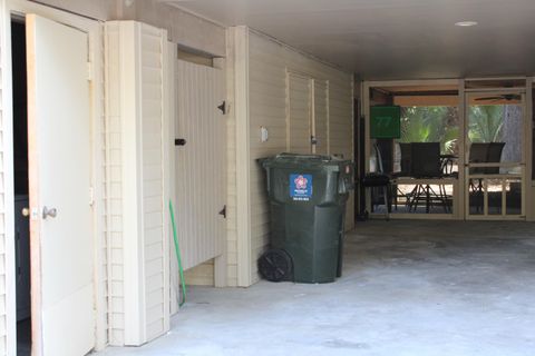 A home in Edisto Beach