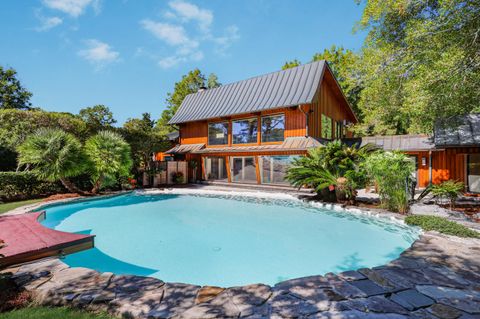Photo of 901 Red Coat Run, Mount Pleasant, SC 29464 (MLS # 26004867)
