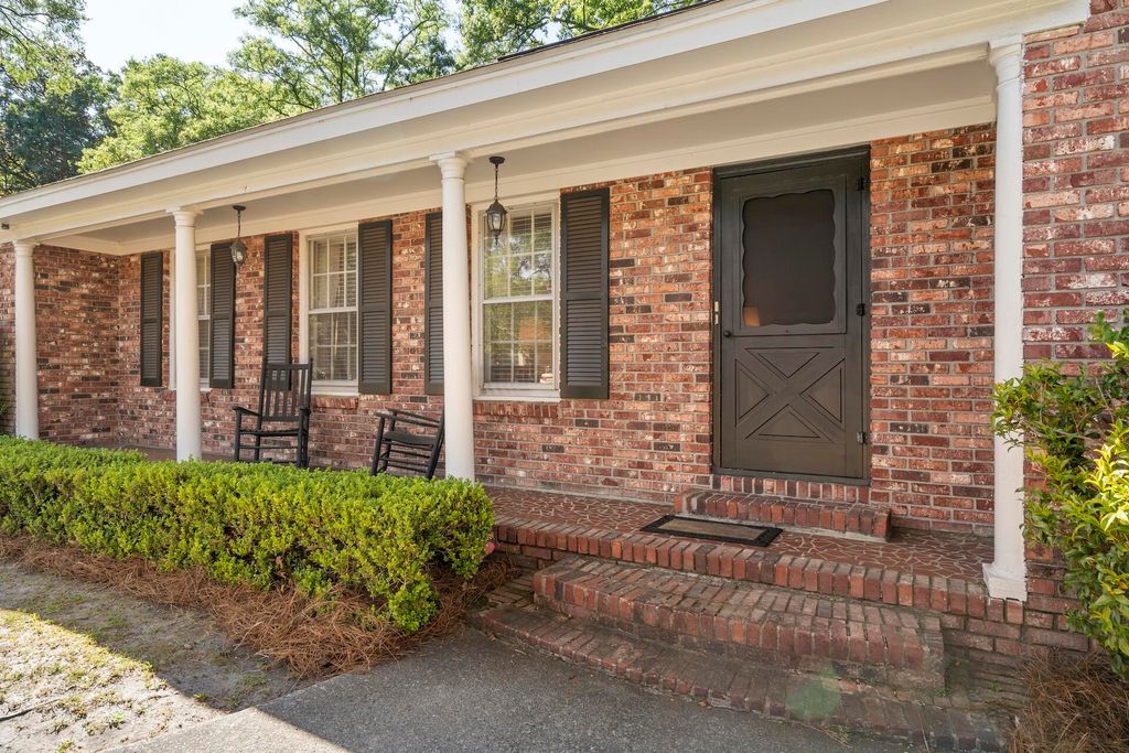 Photo of 1318 New Castle Street, Charleston, SC 29407 (MLS # 26011467)