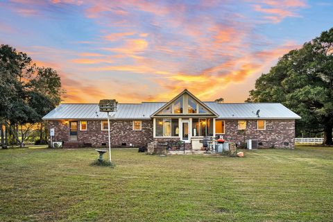 A home in Harleyville