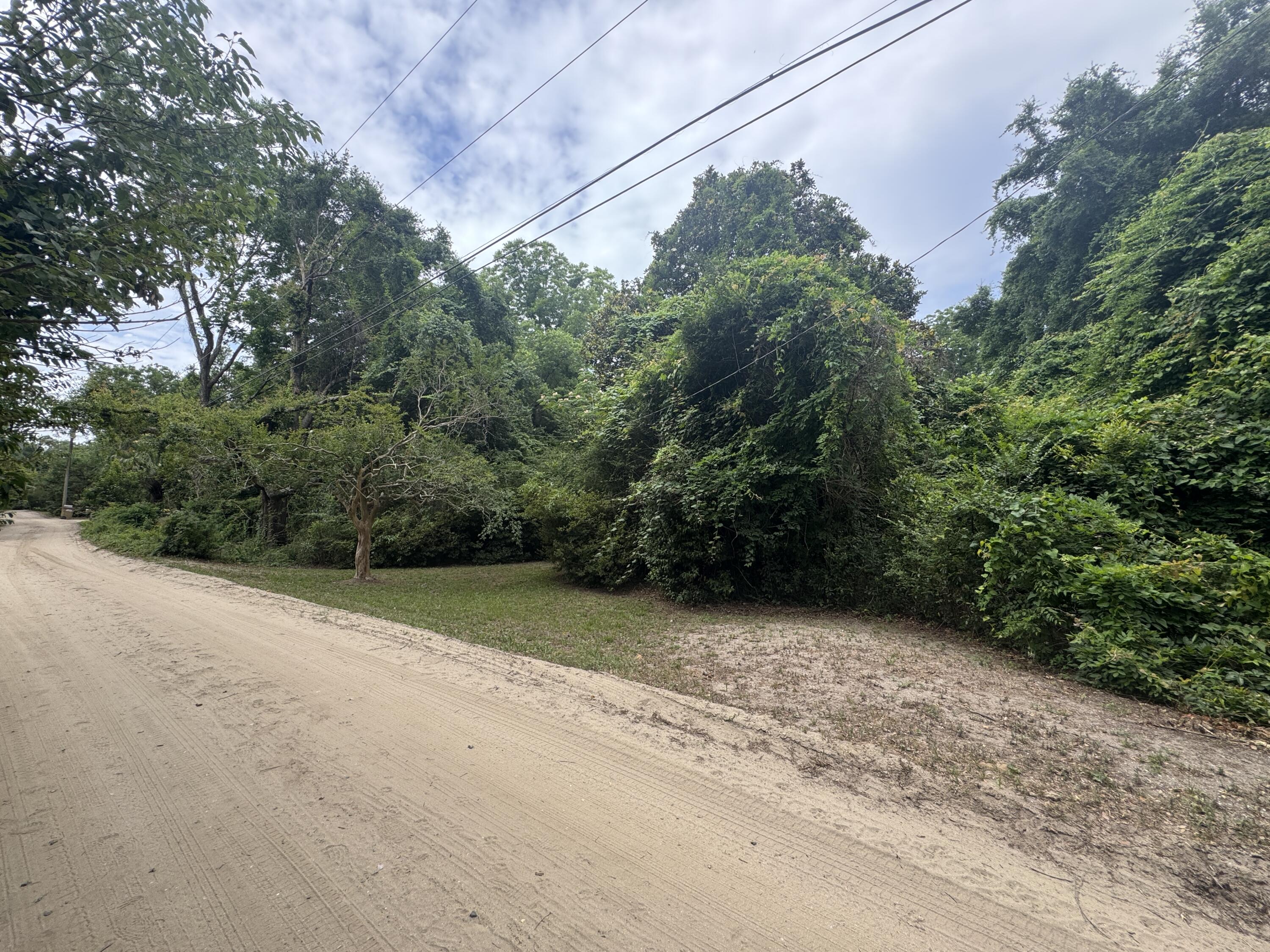 1327 North And South Road