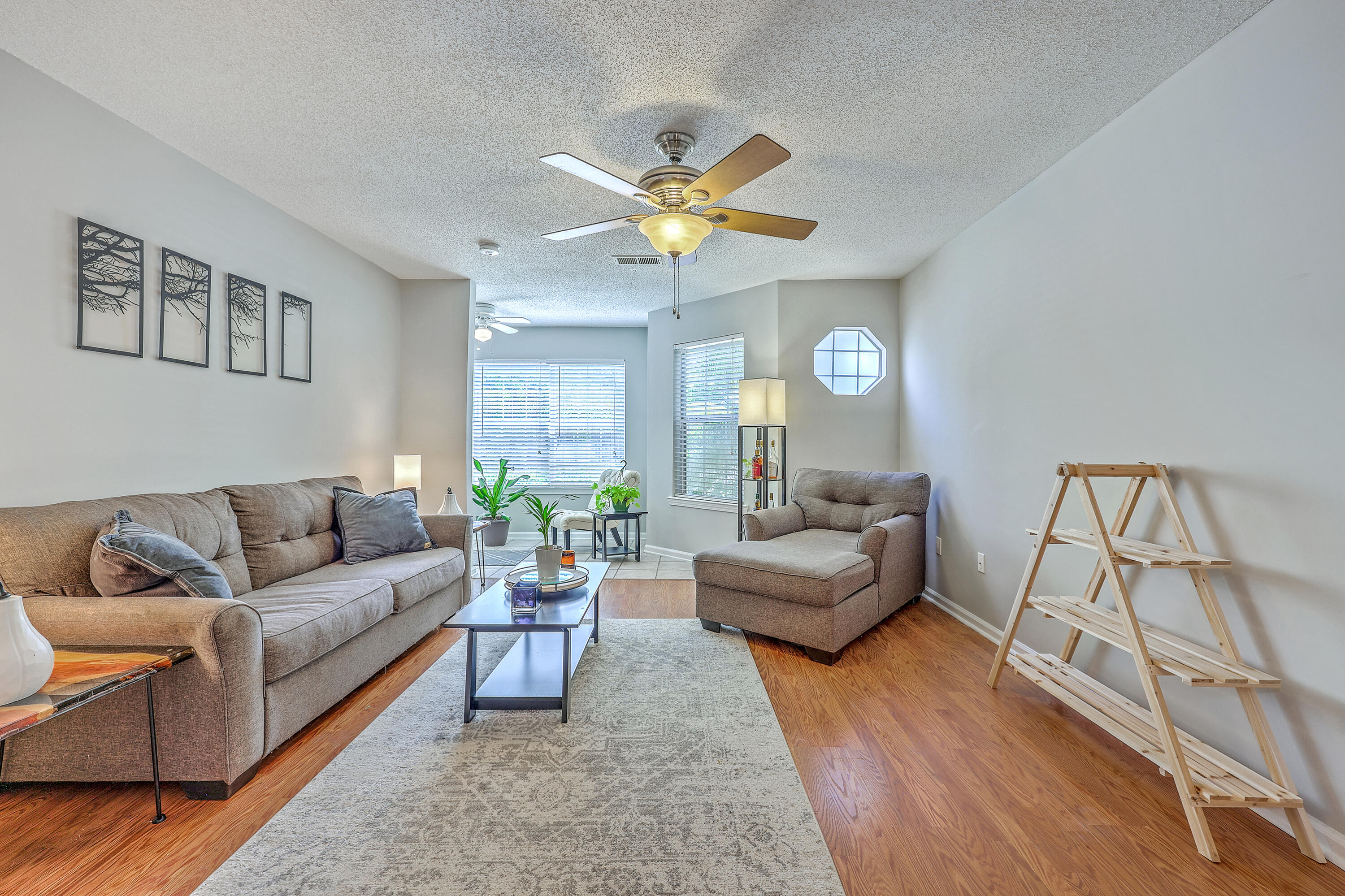 188 Midland Parkway 516