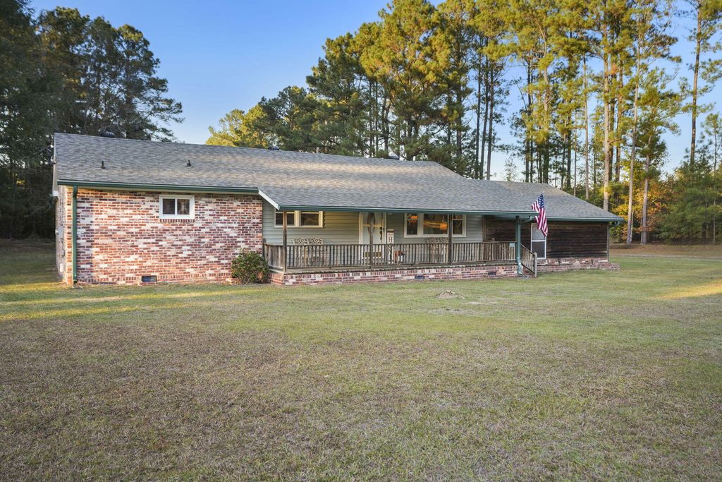 Photo of 2466 Norway Road, Orangeburg, SC 29115 (MLS # 25029919)