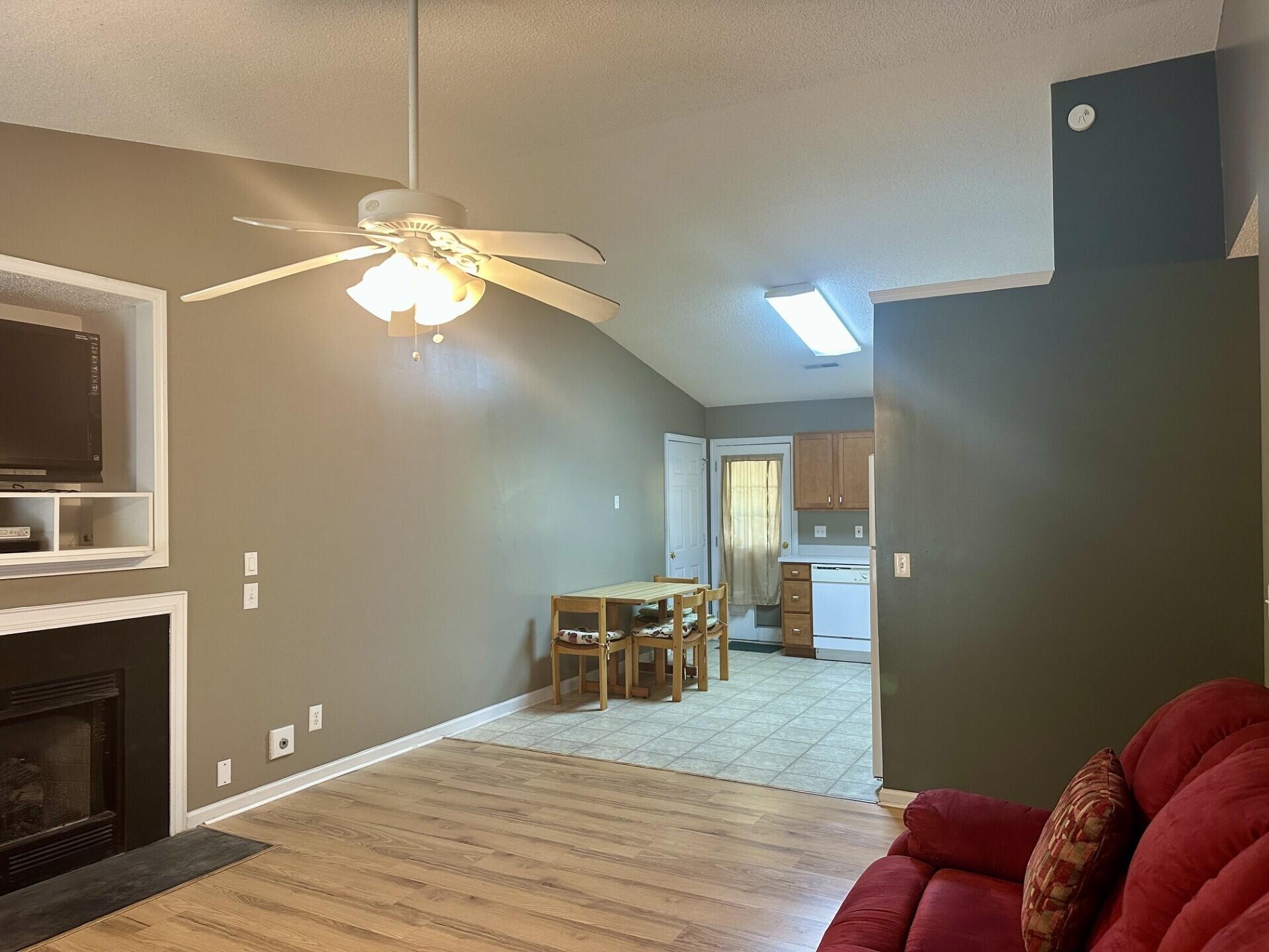 142 Paddock Way