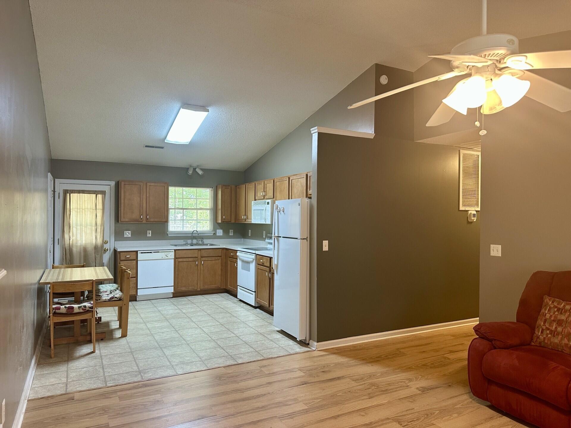 142 Paddock Way