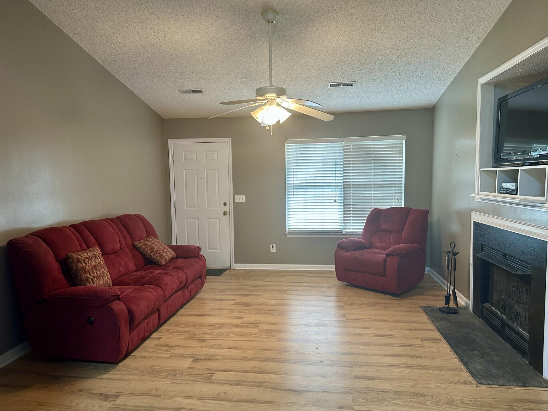 142 Paddock Way