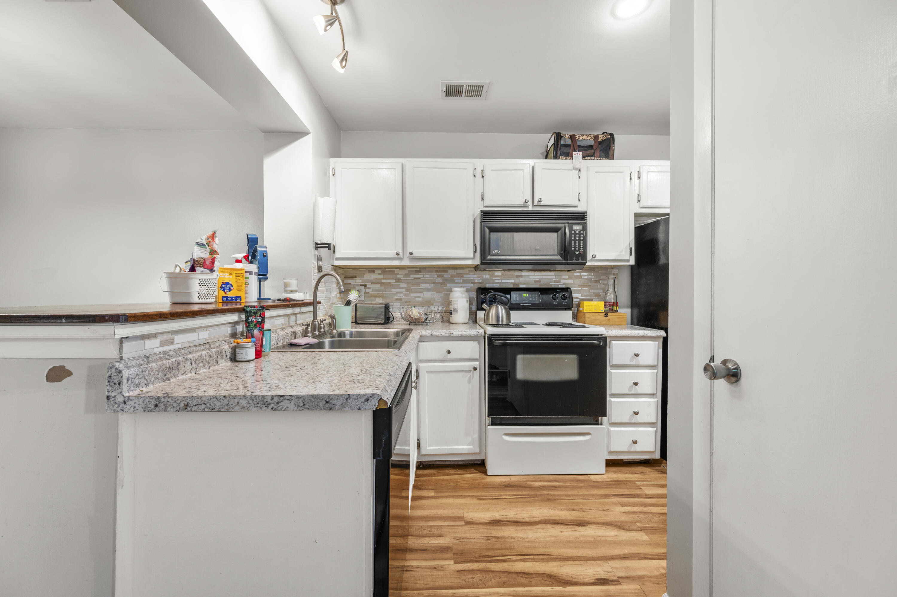 1530 Fort Johnson Road 1l
