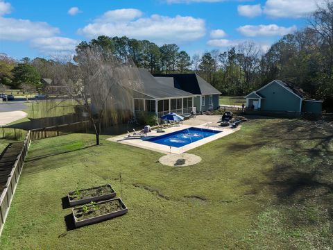 A home in Summerville