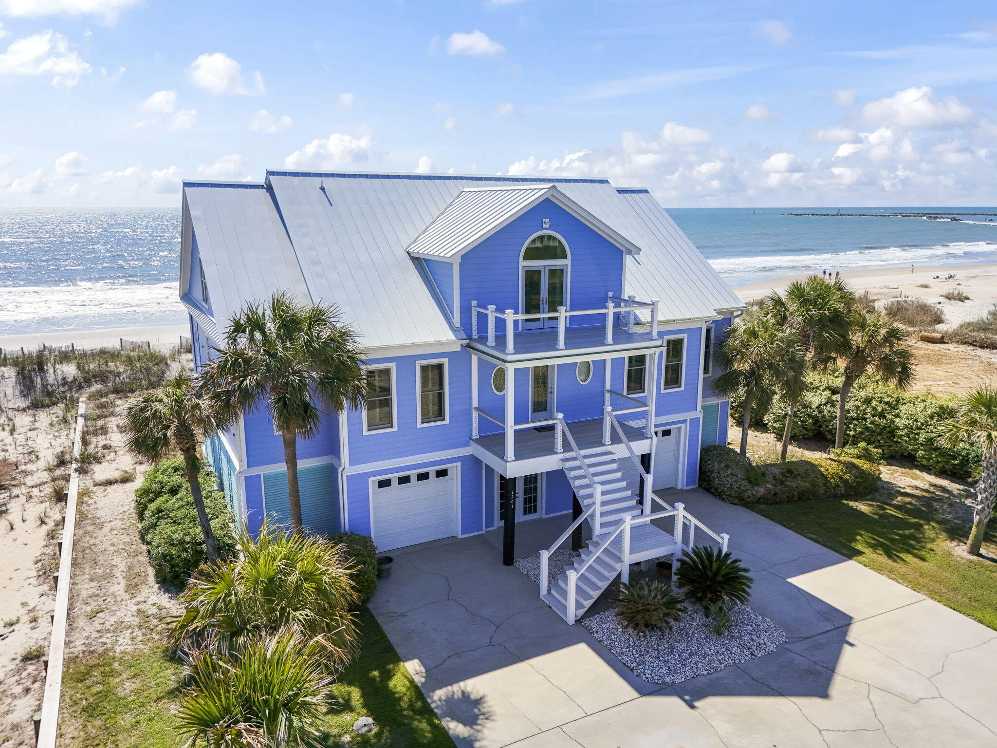 2201 S Waccamaw Drive