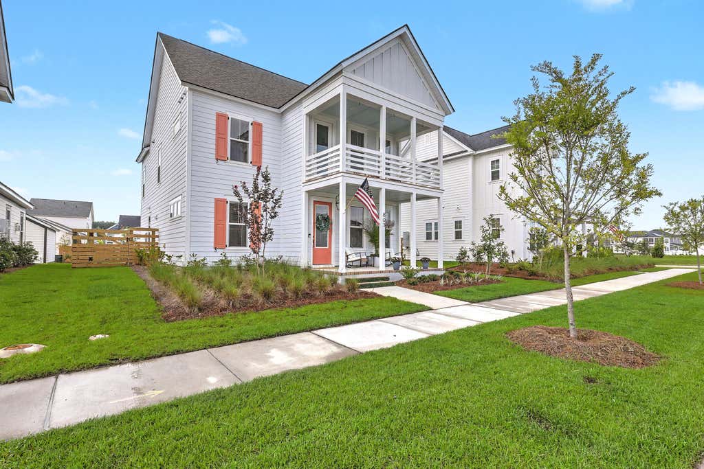 Photo of 803 Gentle Breeze Drive, Summerville, SC 29486 (MLS # 26020427)