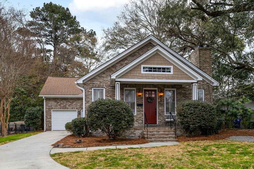 Photo of 35 Lolandra Avenue, Charleston, SC 29407 (MLS # 26003715)