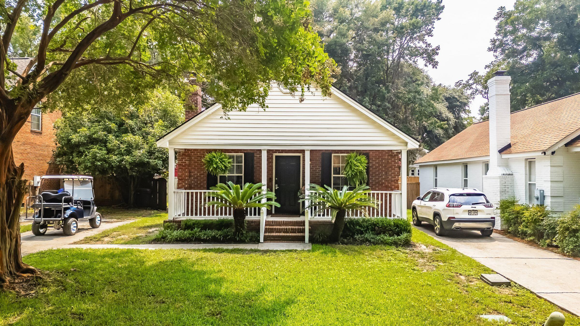 1183 Lazy Lane