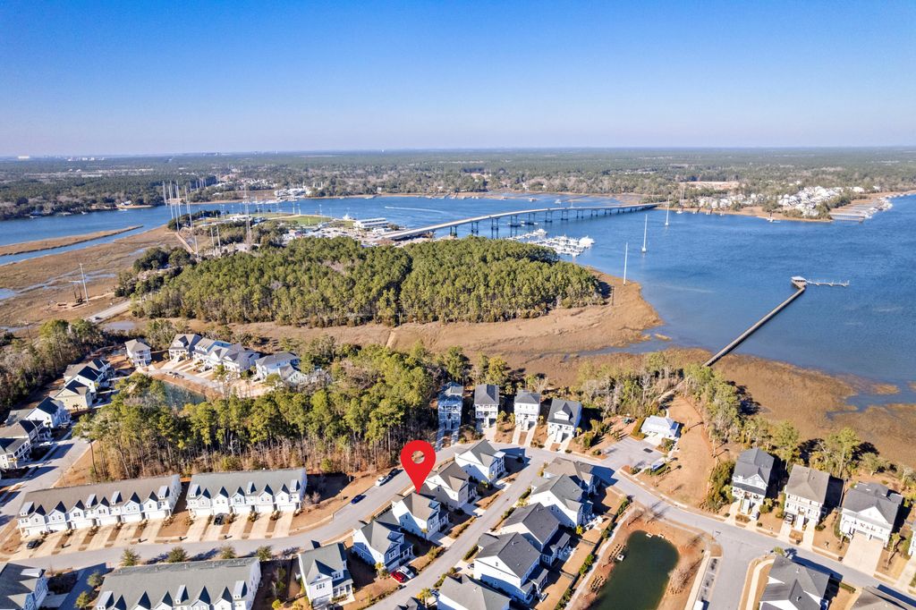 Photo of 2923 Eddy Drive, Mount Pleasant, SC 29466 (MLS # 26003645)