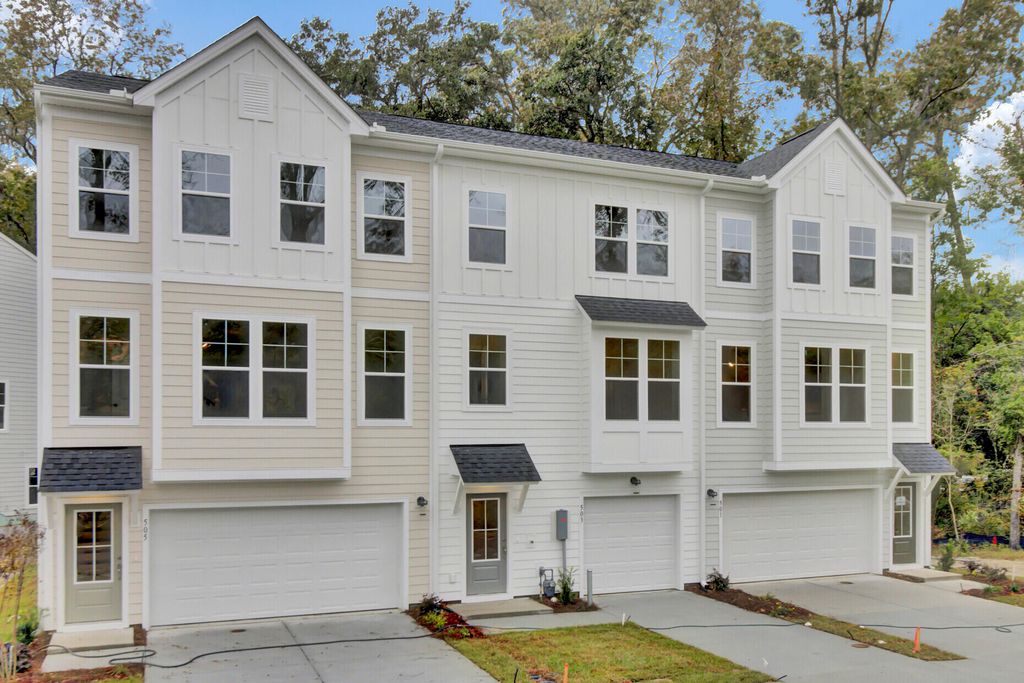 Photo of 505 Caledon Court, Johns Island, SC 29455 (MLS # 25032814)