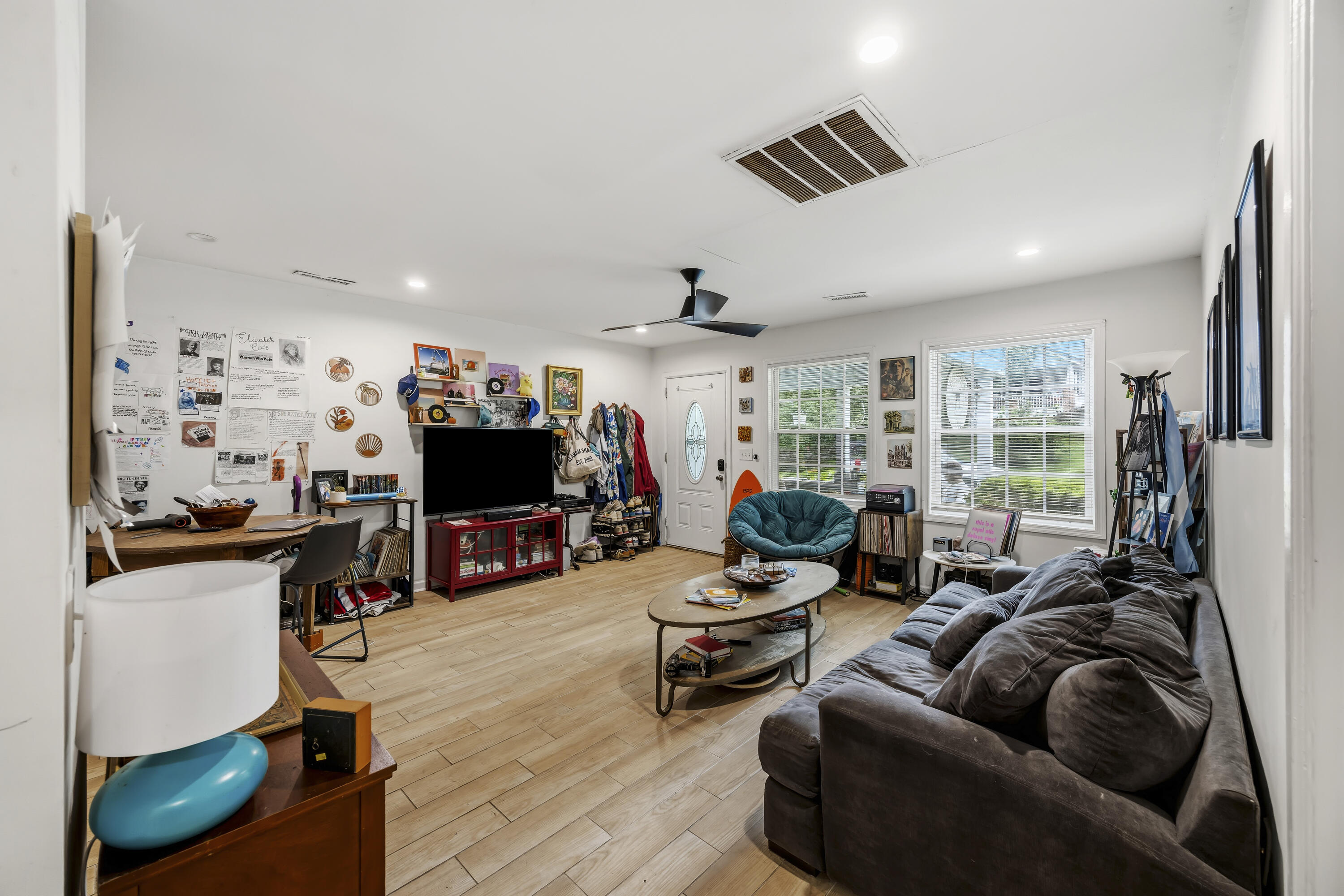 4630 Oakwood Avenue A&B