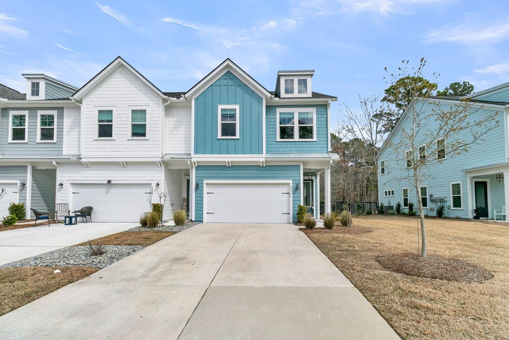Photo of 2642 Balena Drive, Mount Pleasant, SC 29466 (MLS # 26006018)