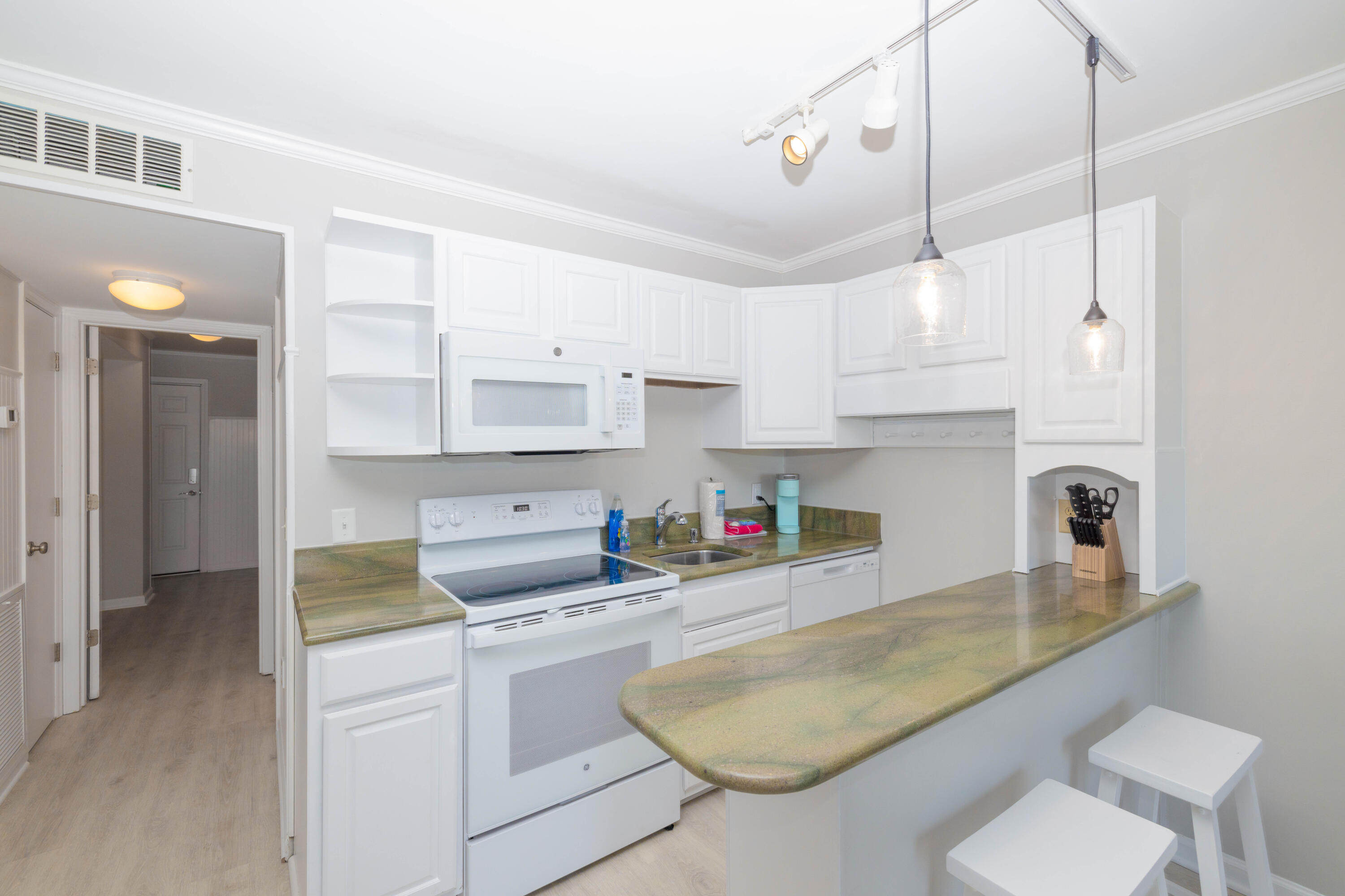 1300 Ocean Boulevard 145